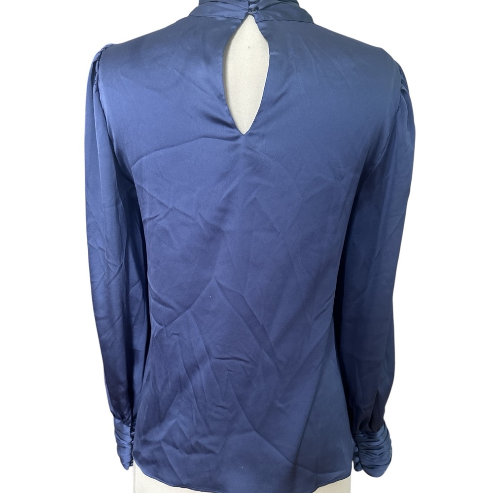 White House Black Market Blue Long Sleeve Pleated Blouse - Picture 4 of 4